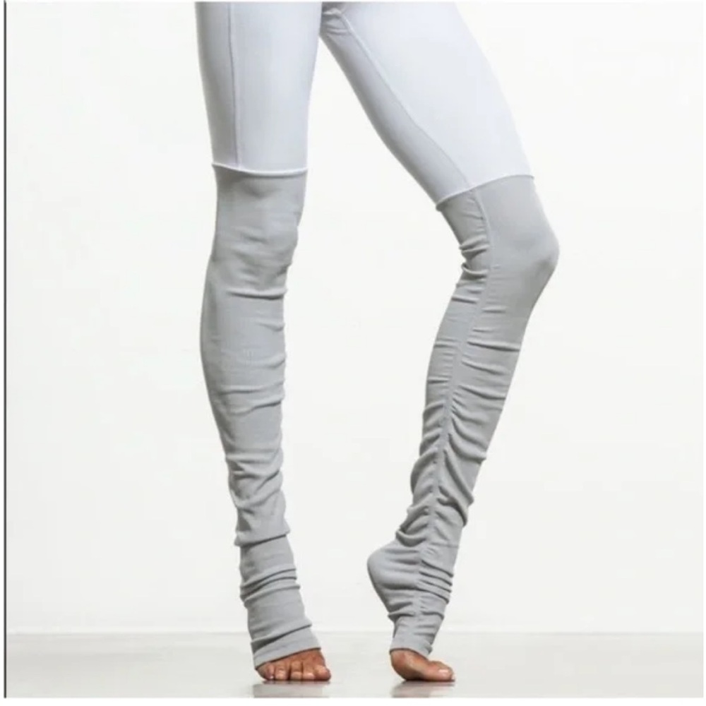 Alo Yoga White Grey Goddess Leggings
